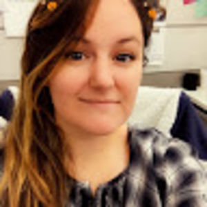 Meet your Posher, Dana